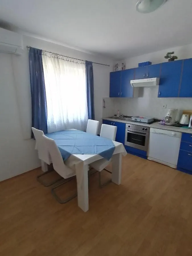 Apartments With A Parking Space Lopar, Rab - 5019