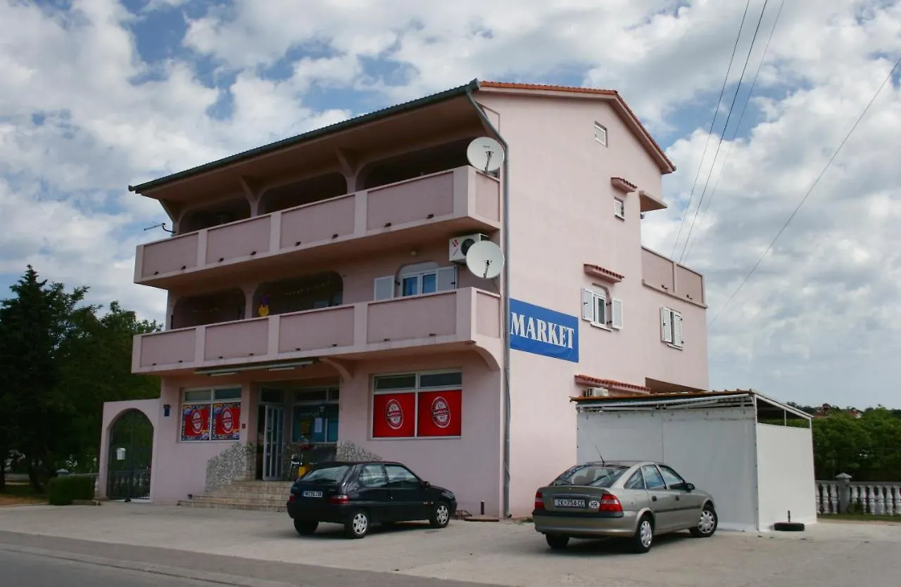 Apartments With A Parking Space Lopar, Rab - 5019