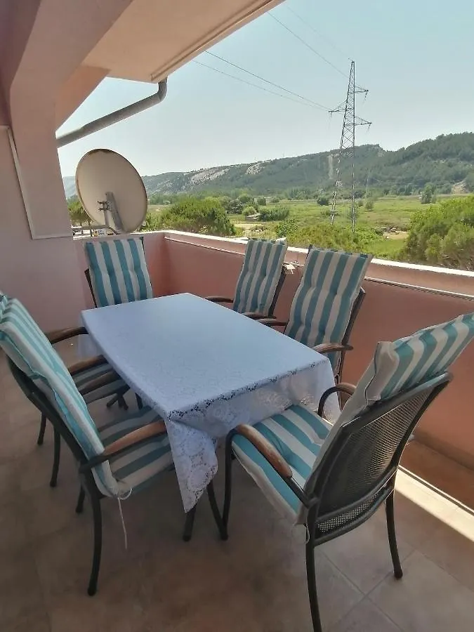 Apartments With A Parking Space Lopar, Rab - 5019 Croatia